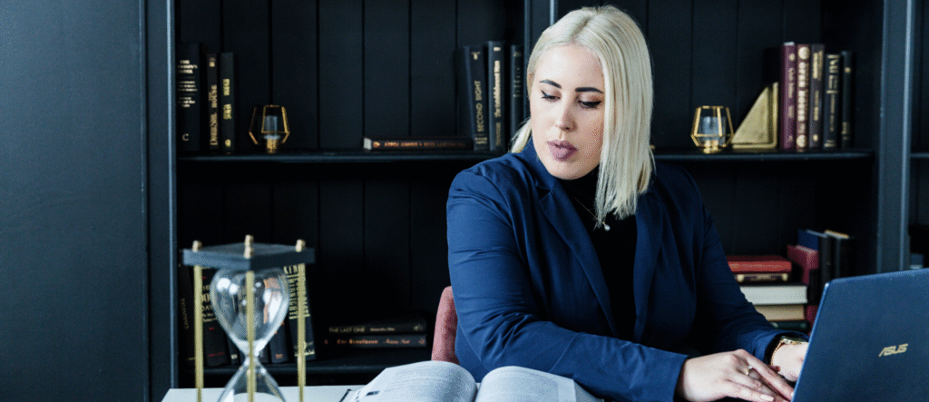 Free Consultation With A Female Lawyer